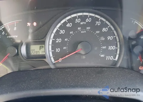 2011 Toyota Sienna Le V6 from USA, damaged, VIN 5TDKK3DC4BS132784